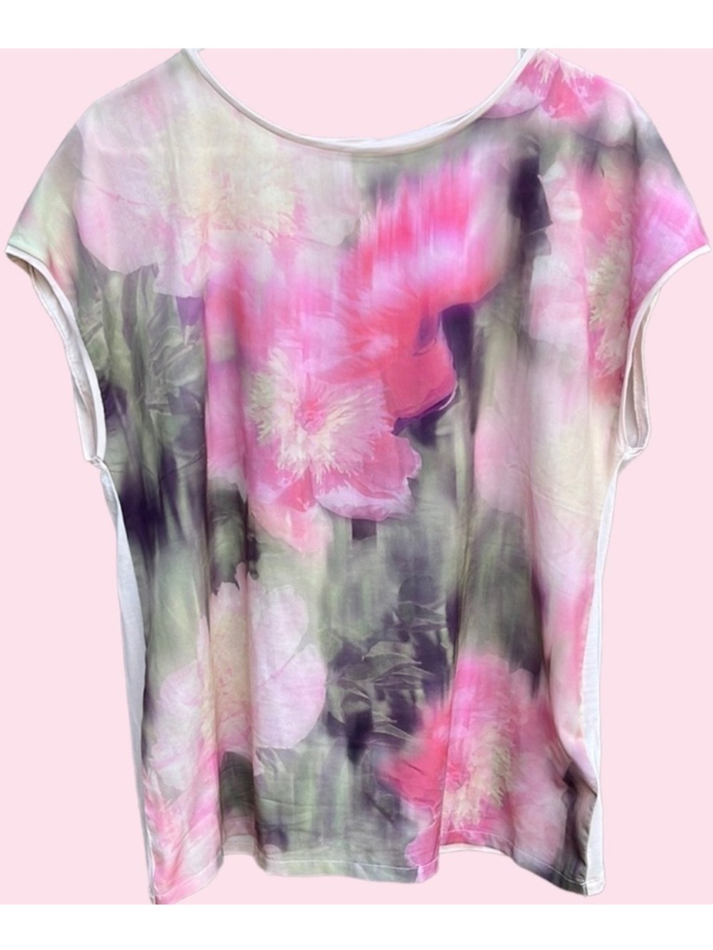 Like New Ted Baker Floral Short Sleeve Top Size 4
